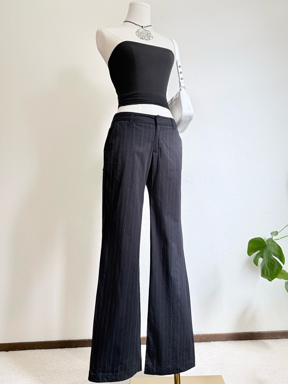 Vintage Old Navy Low Rise Flare Pants Pinstripe Y2K Grunge Minimalist - Picture 2 of 7